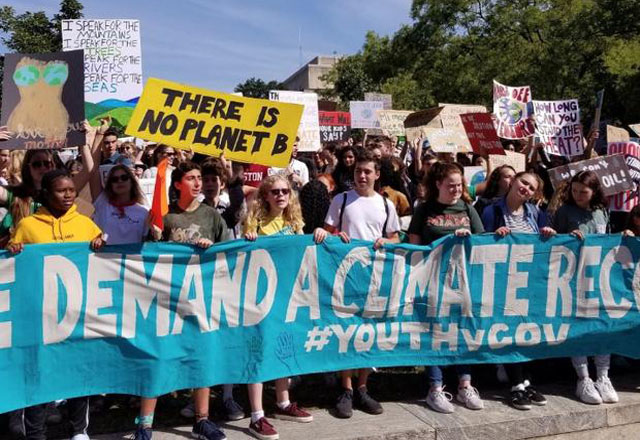Millones de jóvenes alzan la voz por la crisis climática en el mundo