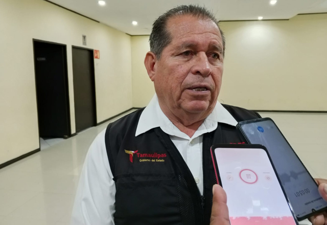 Revisan aplicación de normas de salud en negocios de temporada