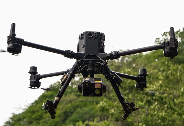 Drones de cárt3l3s provocaron cierre del espacio aéreo de El Paso