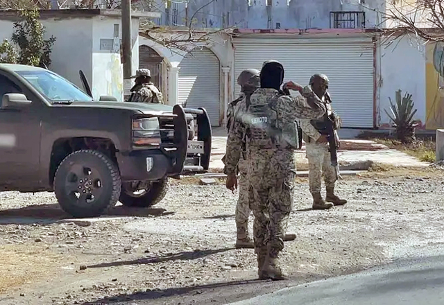 Fuerte Operativo Militar en Ejido Sandoval, Matamoros,Tamaulipas