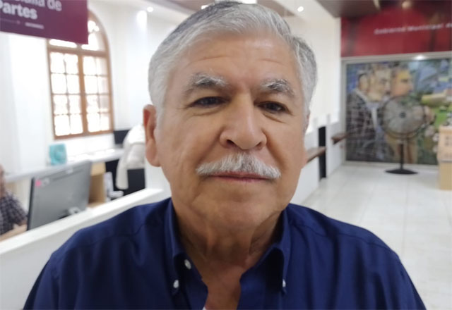 Reconoce el Estado labor del maestro; Alza salarial del 9%