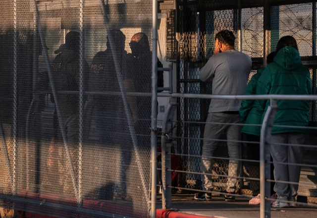 Corte Suprema permite deportaciones rápidas a terceros países mientras evalúa política