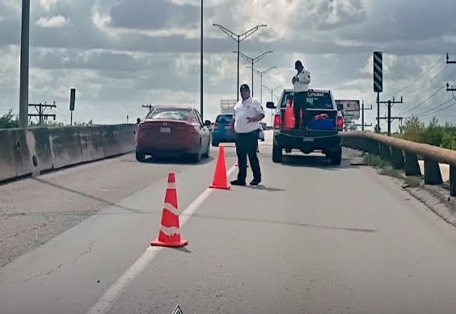 Limitan a dos carriles puente de la avenida Rigo Tovar