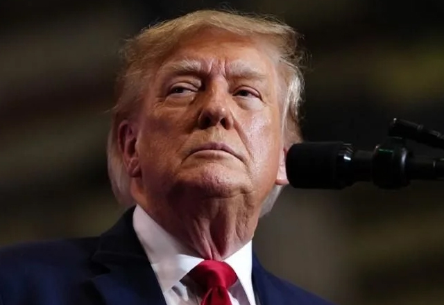 Ordenan a Trump declarar bajo juramento por demanda a BBC